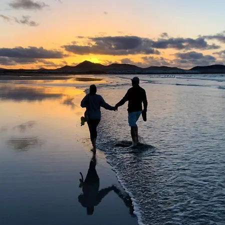 Vista Del Mar - Oceanfront Luxury With Private Pool Villa