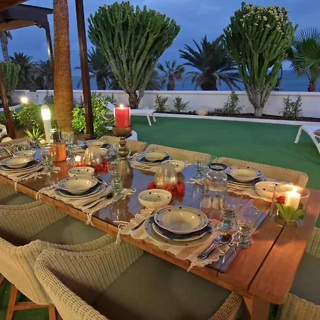 Vista Del Mar - Oceanfront Luxury With Private Pool * Costa Teguise