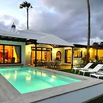 Villa Vista Del Mar - Oceanfront Luxury With Private Pool