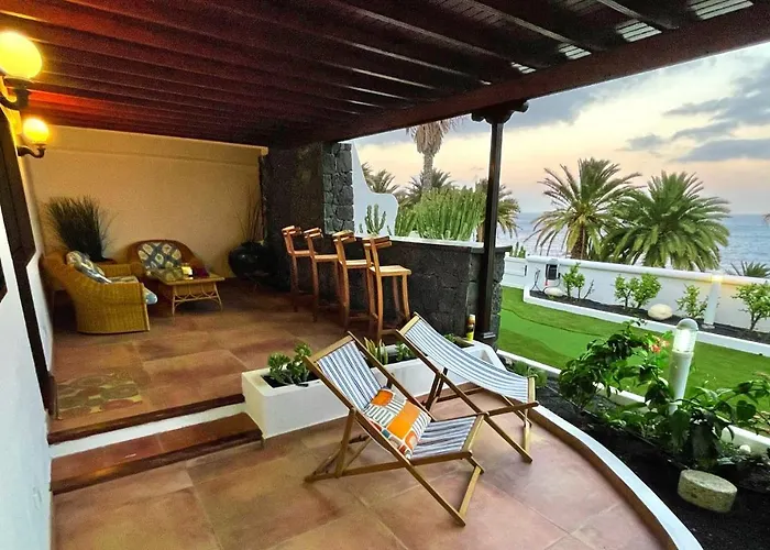 Vista Del Mar - Oceanfront Luxury With Private Pool Villa Costa Teguise
